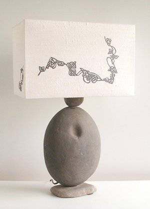 Lunimaire - Lampe galets abat-jour rectangulaire avec graphisme