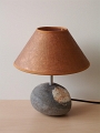 18 - Culbuto - Lampe à poser en galet naturel