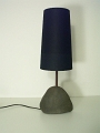 22 - Lampe à poser en galet naturel