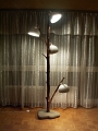 6 - Luminaire, lampe sur pieds en bois flottés avec 4 lampes commandées séparemment