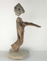5 - Le guide - Sculpture en bois et socle en galet